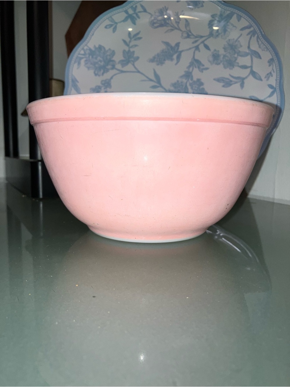 Vintage Pyrex Pink & White Opal Milk Glass 1.5qt Mixing Bowl 7 Inches